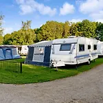 Family & Camping 4*